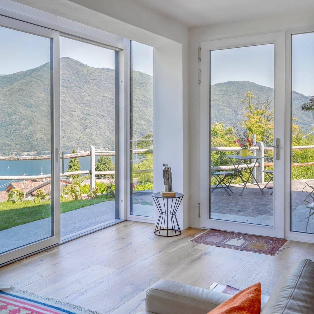 Spécialiste de la pose de portail aluminium sur mesure, assurez la sécurité et l'esthétique de votre entrée avec un portail élégant à proximité d'Aix en Provence