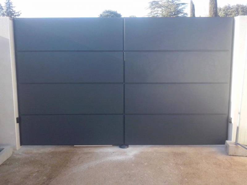 Comment ou avec quoi nettoyer son portail en aluminium?