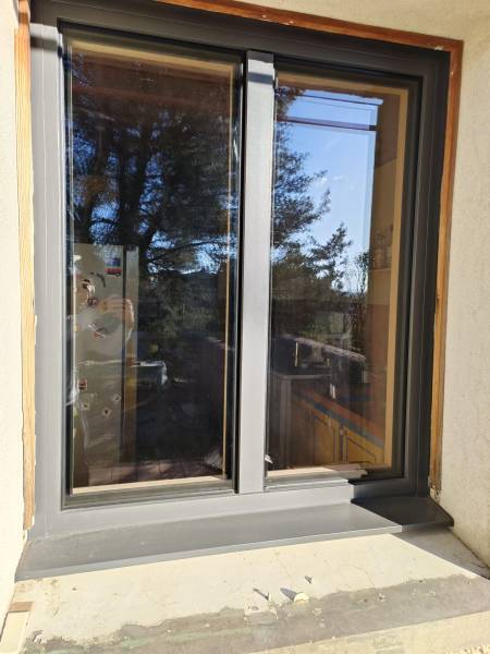 Rénovation de fenêtres à 1 vantail en bois aluminium à Carqueiranne proche de Hyères dans le var