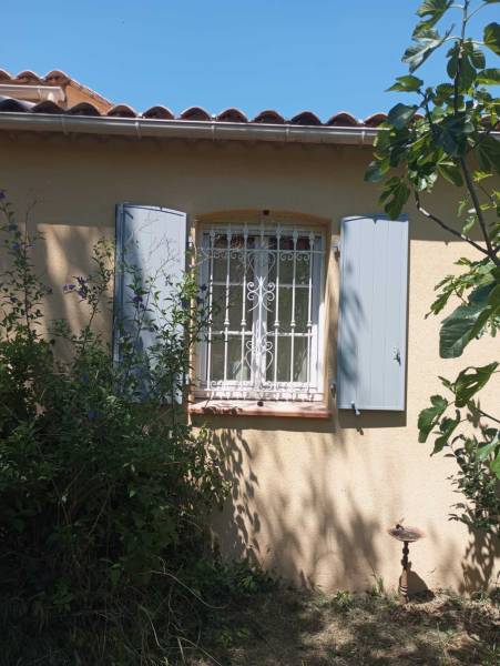 Pose de volet 2 vantaux en alu sur mesure cintré proche de Vedène (Avignon)