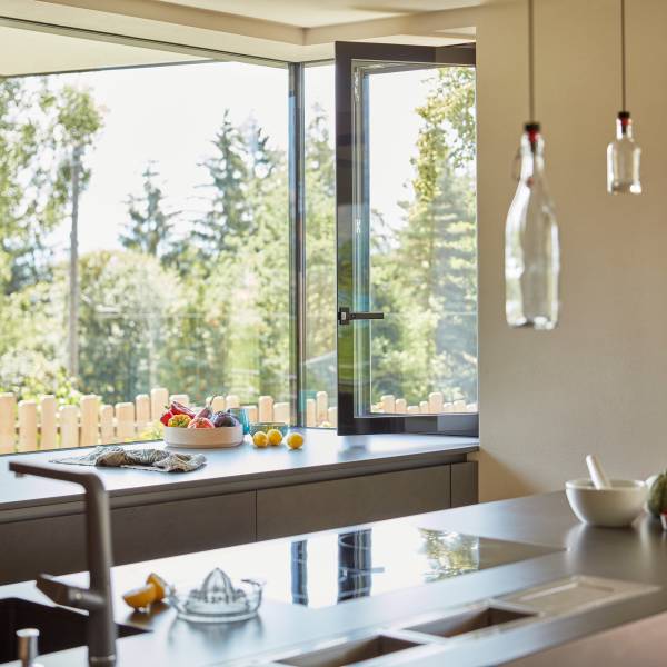 Fenêtre à Arles en Bois, PVC et Aluminium - GDM Menuiseries votre partenaire de confiance dans les Bouches du Rhône