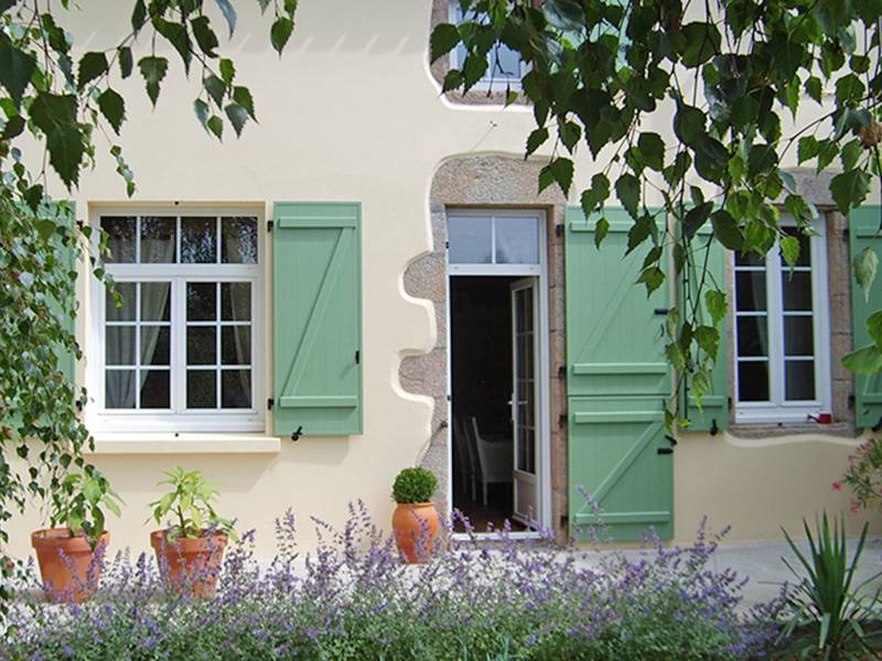 Profitez de l'élégance de nos volets battants sur mesure en aluminium près de Morières-les-Avignon (84)